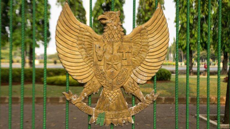 Nilai-nilai dasar Pancasila dan pengaruhnya terhadap ideologi negara Indonesia