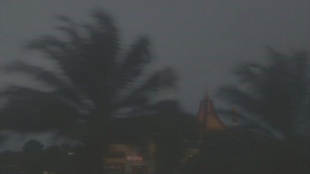 Titik Luka - Puisi Dinar Nursyifa