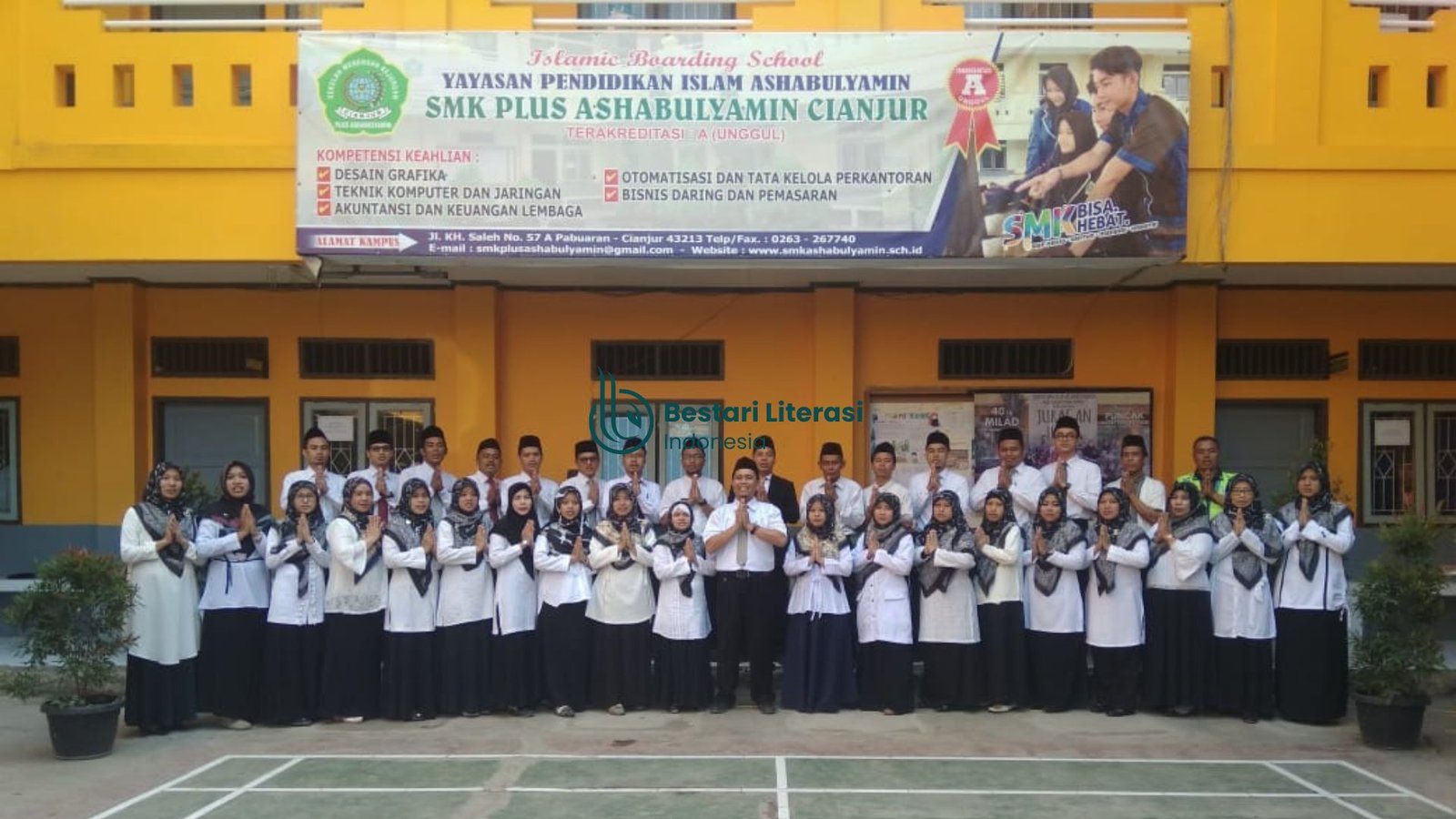 Membangun Sebuah Komunikasi yang Baik dan Benar dengan Penggunaan Bahasa Indonesia yang Tepat dan Santun di Lingkungan SMK Plus Ashabulyamin Cianjur