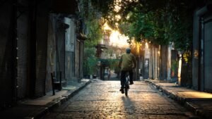 Selisik Netra Senja - Puisi Norma Santi