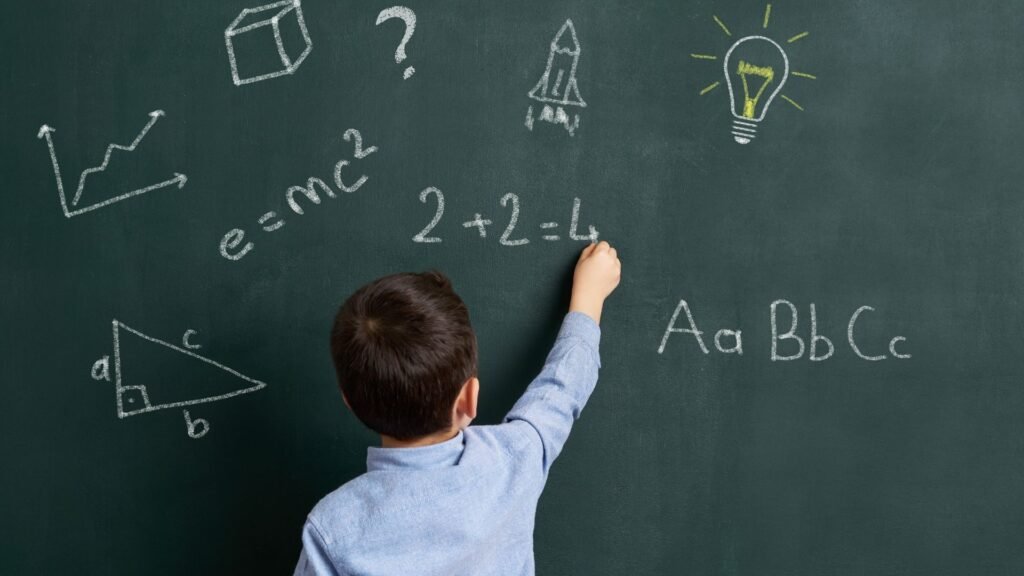 BERLAYAR DI LAUTAN PENDIDIKAN Puisi: Asyiqotun Nusrol Ummah