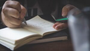 MANUSIA PERADABAN Puisi: Herdiansah