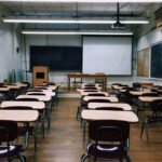 CAHAYA DI UJUNG SENJA Puisi: Febryan Andinata