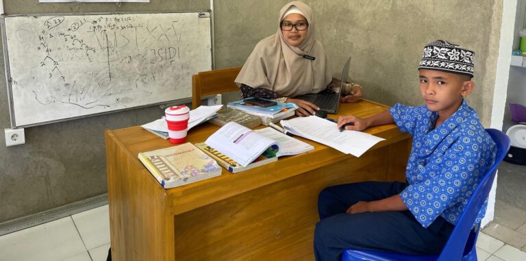 Fadly Yusuf: Peraih Juara 3 OMI dari MTs Al-Abrar Panggala