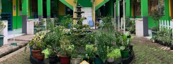 Rina Juwita Nurearly